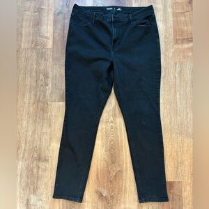 Old Navy Black High Rise Skinny Jeans Women’s 16
